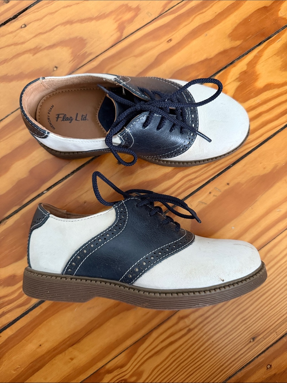 Kids Two-Tone Saddle Oxfords in white and navy